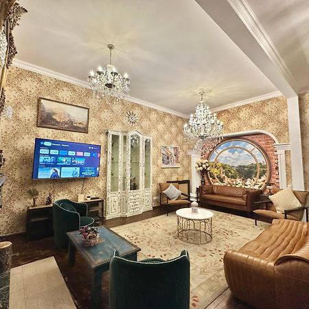 Boutique Hotel Alegria ティビリシ エクステリア 写真