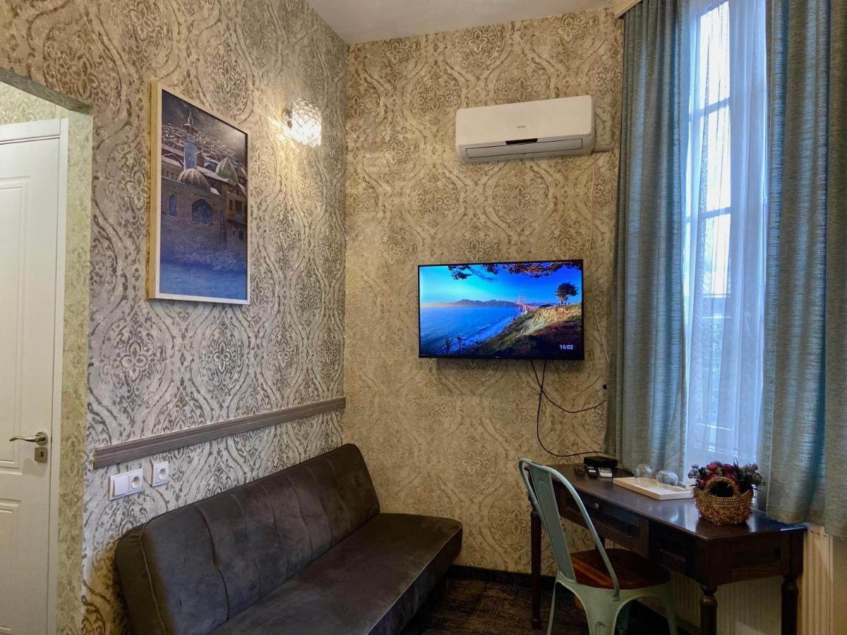 Boutique Hotel Alegria ティビリシ エクステリア 写真