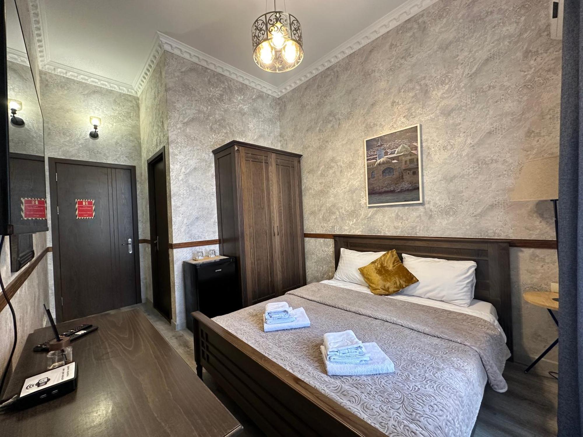 Boutique Hotel Alegria ティビリシ エクステリア 写真